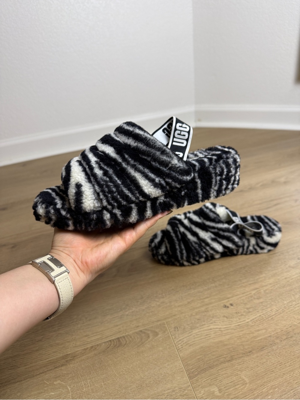 UGG Fluff Yeah Zebra Slides with Branded Heel Strap size 10